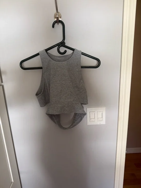 Outdoor Voices Slashback Crop Top - Picture 4 of 8